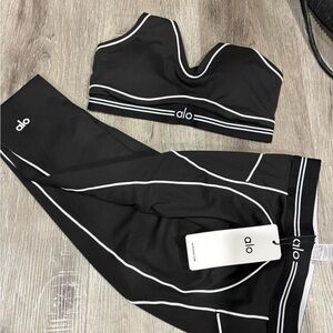 Alo Black Sports Bra and Leggings Set